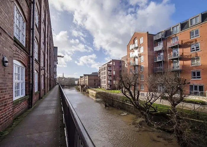 55 Cocoa York, Free Parking Onsite