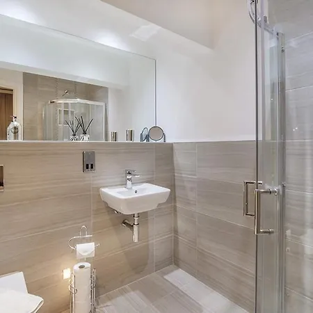 55 Cocoa York, Free Parking Onsite Apartamento